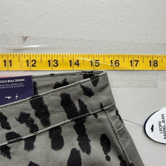 Scoop Barrel Jeans Womens 8 High Waisted Wide Leg Baggy Green Leopard Print NWT - Picture 9 of 12